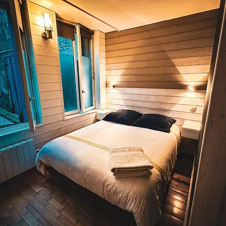 Bed & Breakfast Le 105, *