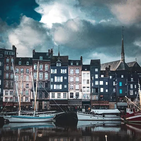 Le 105, 4* Honfleur