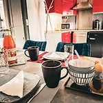 Le 105, فندق مبيت وإفطار 4*