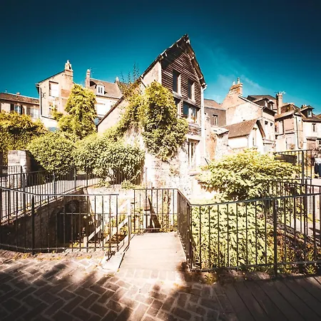 Panzió Le 105, Honfleur