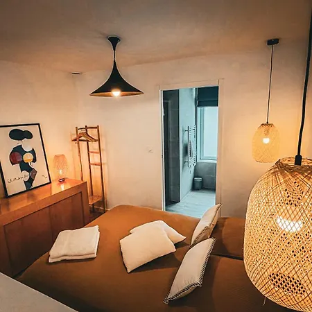 Le 105, Alojamento de Acomodação e Pequeno-almoço